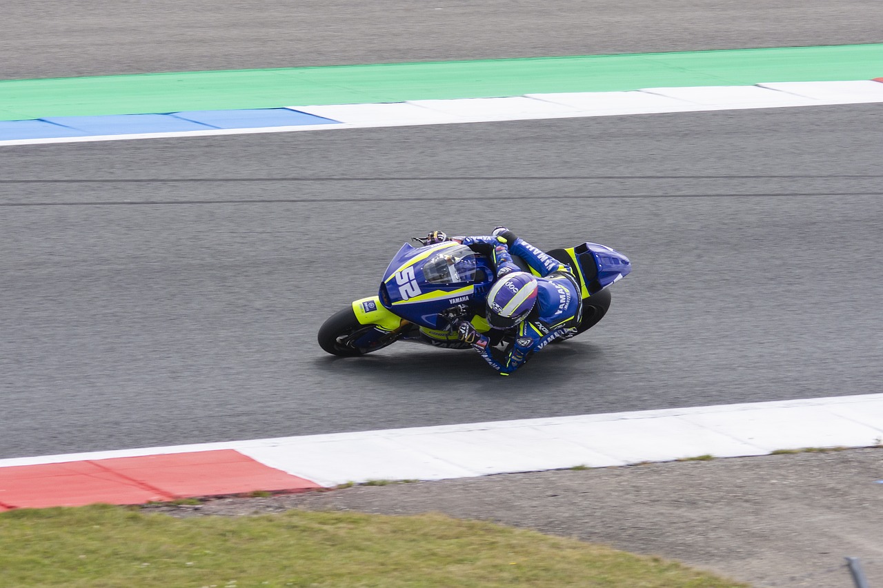 现的却是团 现的却是团